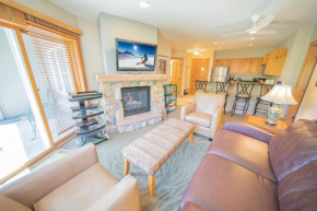 Expedition Station 8597 by SummitCove Lodging